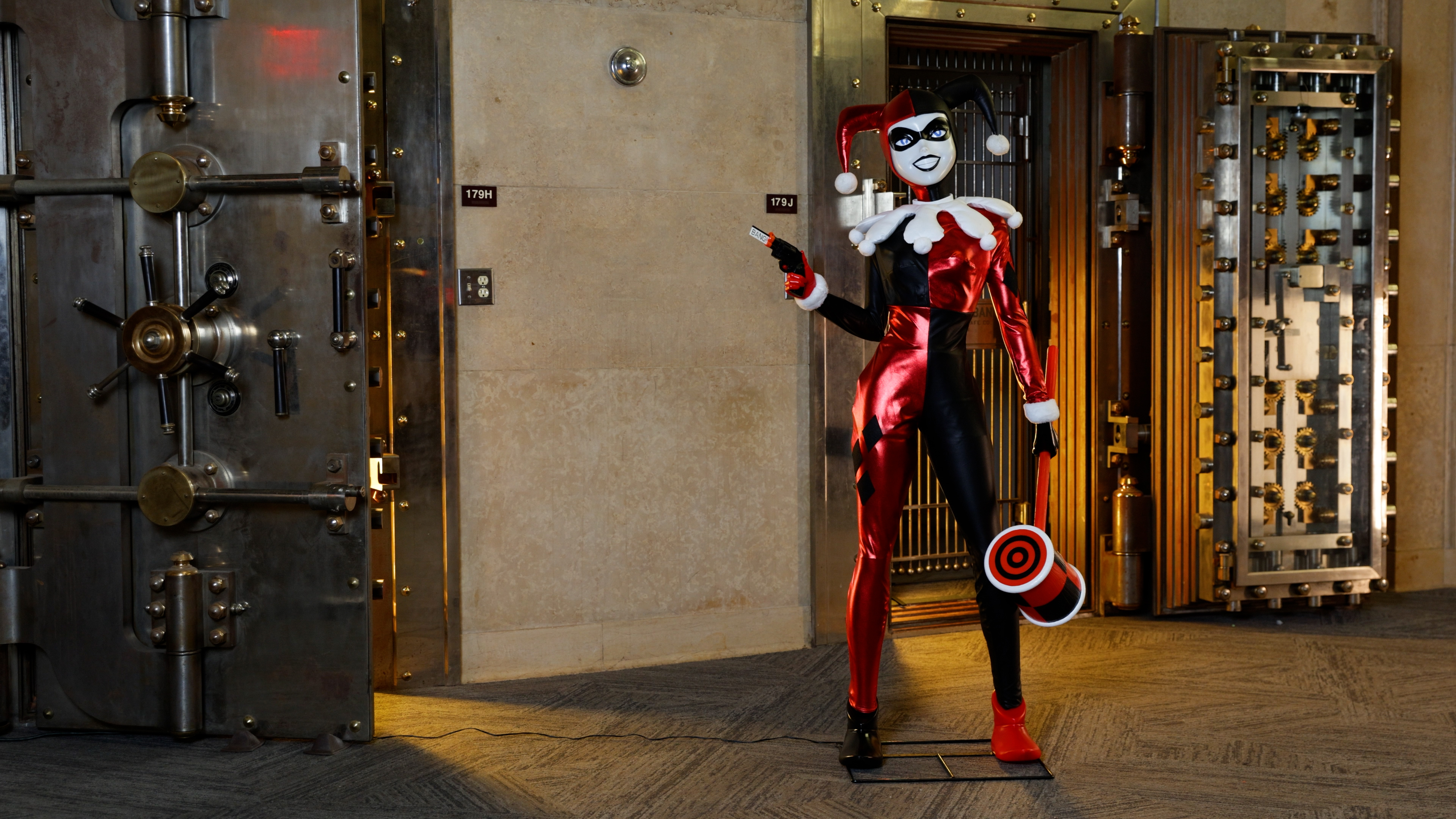 FUN99693 Harley Quinn BTAS